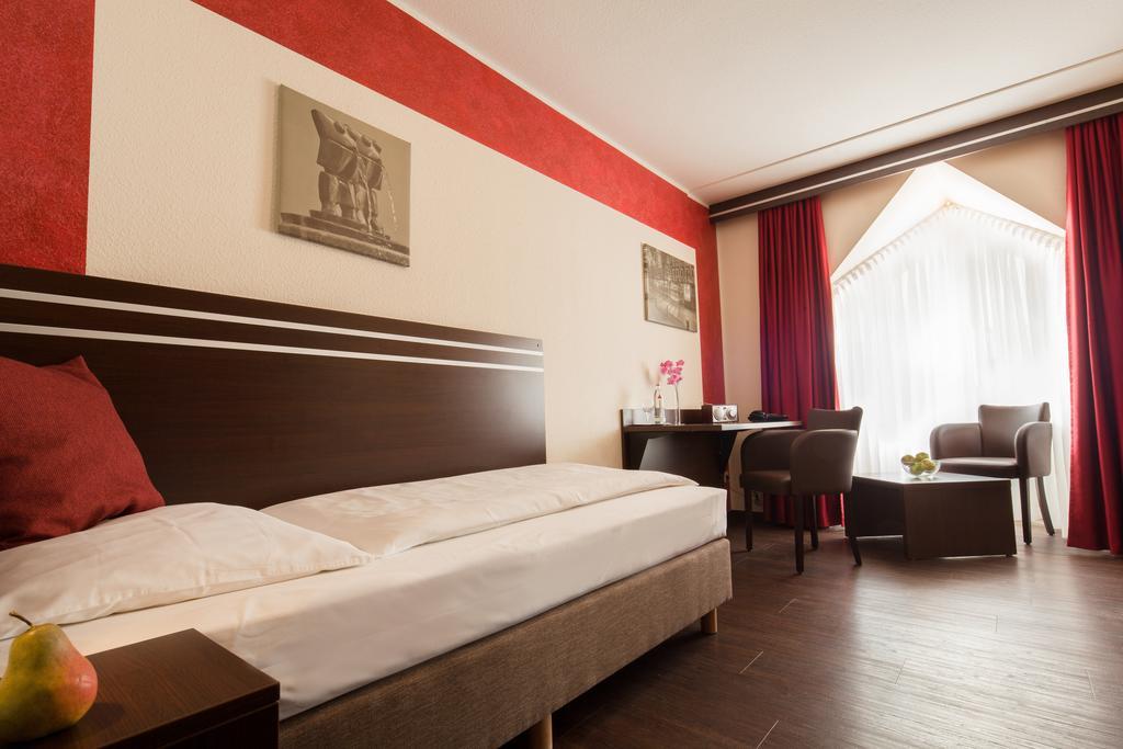 Hotel Am Stern Brühl Habitación foto